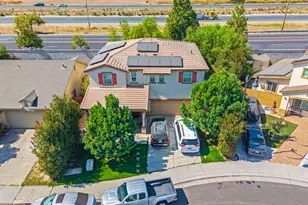 13715 Bloom Way, Lathrop, CA 95330 - Photo 20