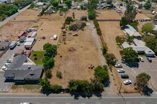 7810 Elsie Ave, Sacramento, CA 95828 - Photo 4