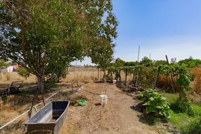 7810 Elsie Avenue, Sacramento, CA 95828 - Photo 28