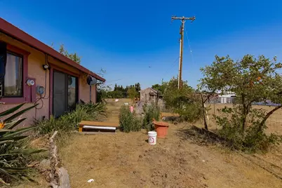7810 Elsie Avenue, Sacramento, CA 95828 - Photo 24