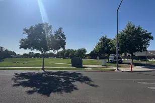 5854 Chancellor Way, Riverbank, CA 95367 - Photo 6
