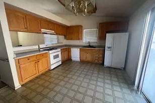 5854 Chancellor Way, Riverbank, CA 95367 - Photo 4