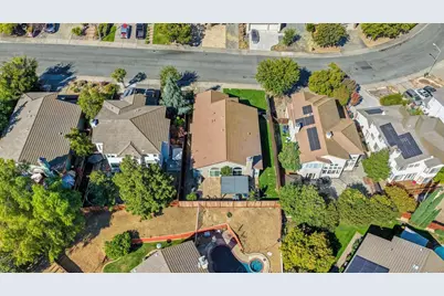 2329 Mark Twain Drive, Antioch, CA 94531 - Photo 8