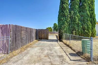 4801 Willowbrook Drive, Sacramento, CA 95842 - Photo 54
