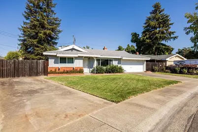 10807 Berwick Way, Rancho Cordova, CA 95670 - Photo 4