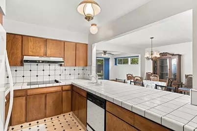 10807 Berwick Way, Rancho Cordova, CA 95670 - Photo 18