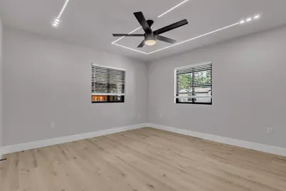 1330 Tuggle Way, Sacramento, CA 95831 - Photo 26