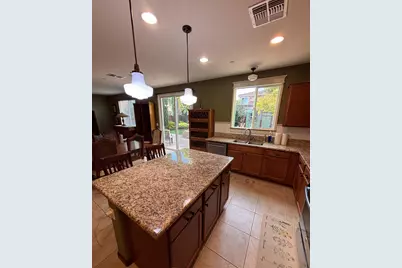 8121 Genex Way, Elk Grove, CA 95757 - Photo 18