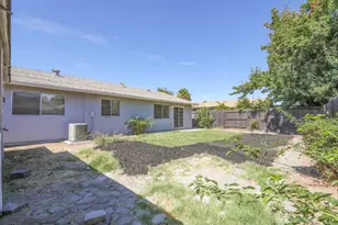 8347 Lancraft Dr, Sacramento, CA 95823 - Photo 44