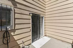 8208 Center Pkwy, Sacramento, CA 95823 - Photo 28