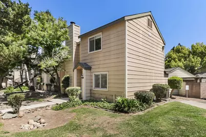 8208 Center Parkway #18, Sacramento, CA 95823 - Photo 1
