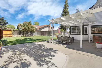 2655 Meadow Lake Drive, Stockton, CA 95207 - Photo 34