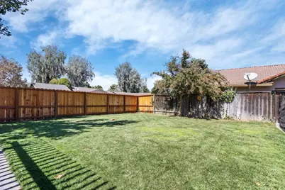 2655 Meadow Lake Drive, Stockton, CA 95207 - Photo 36