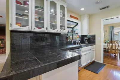 2655 Meadow Lake Drive, Stockton, CA 95207 - Photo 8