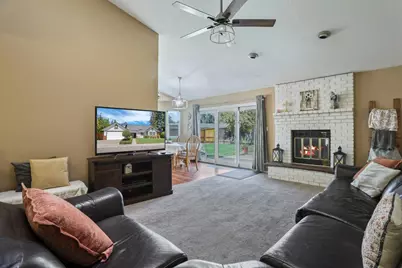 2655 Meadow Lake Drive, Stockton, CA 95207 - Photo 14