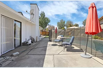 2655 Meadow Lake Drive, Stockton, CA 95207 - Photo 42