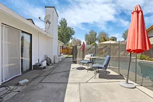 2655 Meadow Lake Dr, Stockton, CA 95207 - Photo 42