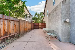 3201 Claudine Ct, Elk Grove, CA 95757 - Photo 34