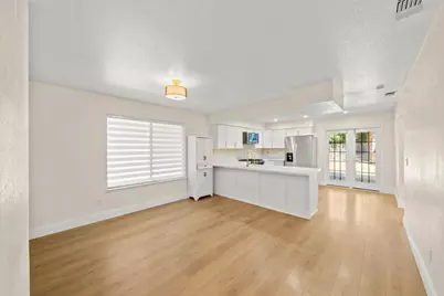 1511 Newborough Drive, Sacramento, CA 95833 - Photo 24