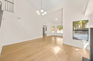 1511 Newborough Dr, Sacramento, CA 95833 - Photo 14