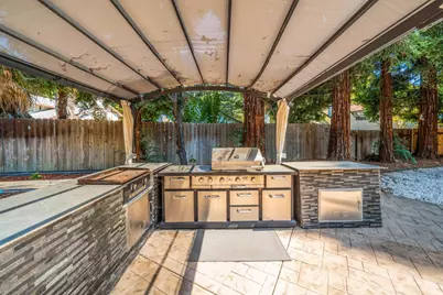 1511 Newborough Drive, Sacramento, CA 95833 - Photo 52