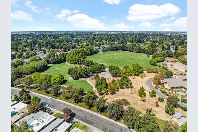 1511 Newborough Drive, Sacramento, CA 95833 - Photo 62