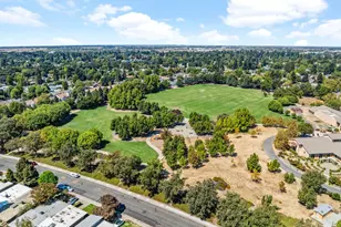 1511 Newborough Dr, Sacramento, CA 95833 - Photo 62