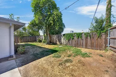 4810 Cabrillo Way, Sacramento, CA 95820 - Photo 28