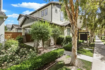 171 W Santa Cruz Way, Mountain House, CA 95391 - Photo 2