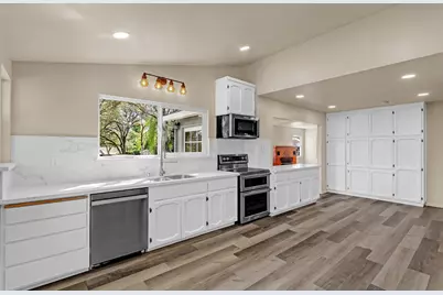 11270 Wisteria Way, Auburn, CA 95603 - Photo 14