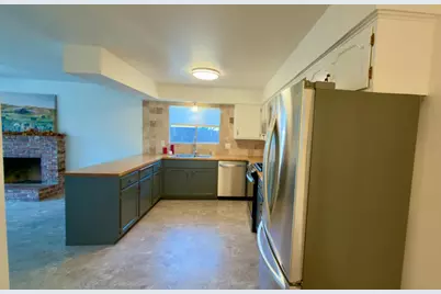 1901 Merritt Street, Turlock, CA 95380 - Photo 20
