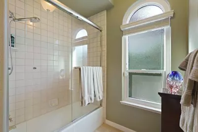 530 Vista Rio Court, Woodbridge, CA 95258 - Photo 18