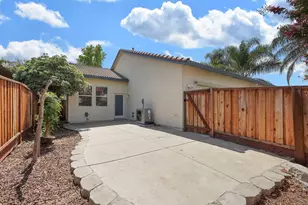 2241 Rose Arbor Dr, Sacramento, CA 95835 - Photo 4