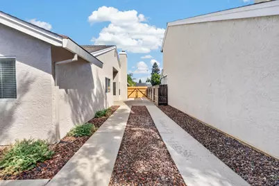 7740 Elmsmere Court, Elk Grove, CA 95758 - Photo 56