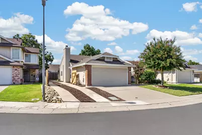 7740 Elmsmere Court, Elk Grove, CA 95758 - Photo 6