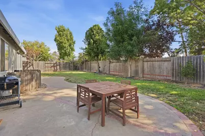 1492 Kingswood Drive, Roseville, CA 95678 - Photo 26