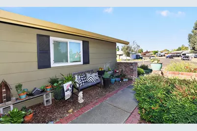 1609 Camino Way, Woodland, CA 95695 - Photo 10