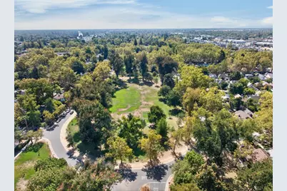 3055 5th Avenue, Sacramento, CA 95817 - Photo 40