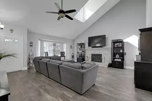 73 S Obsidian Dr, Oakdale, CA 95361 - Photo 4