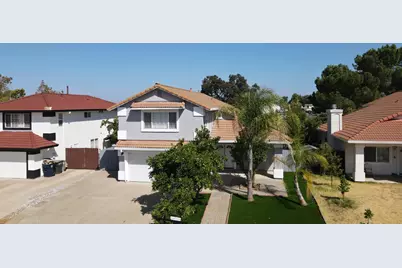 6164 Lemon Bell, Sacramento, CA 95824 - Photo 2