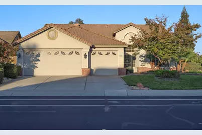 8731 Freesia Drive, Elk Grove, CA 95624 - Photo 2