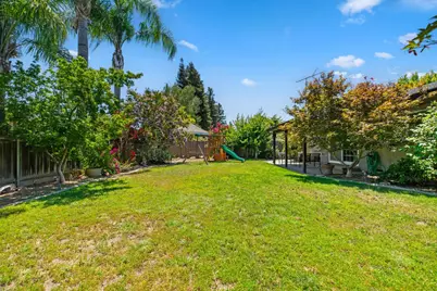 1730 Colombard Court, Escalon, CA 95320 - Photo 28