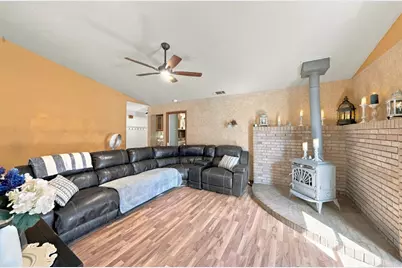 588 Carrigane Way, Manteca, CA 95337 - Photo 8