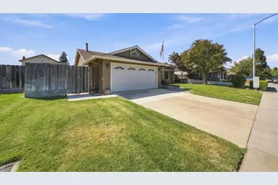 588 Carrigane Way, Manteca, CA 95337 - Photo 4
