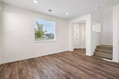 6104 Campus Parkway, Roseville, CA 95747 - Photo 4