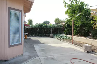 8187 Aden Way, Sacramento, CA 95828 - Photo 22