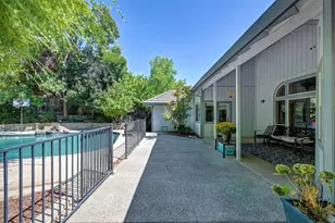 320 Emerson Ct, Roseville, CA 95661 - Photo 36