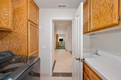 320 Emerson Court, Roseville, CA 95661 - Photo 30