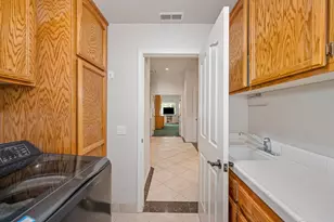 320 Emerson Ct, Roseville, CA 95661 - Photo 30