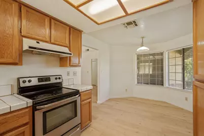 976 Lanigan Court, Galt, CA 95632 - Photo 16